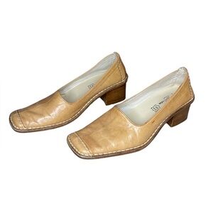 Bata Italian leather heels